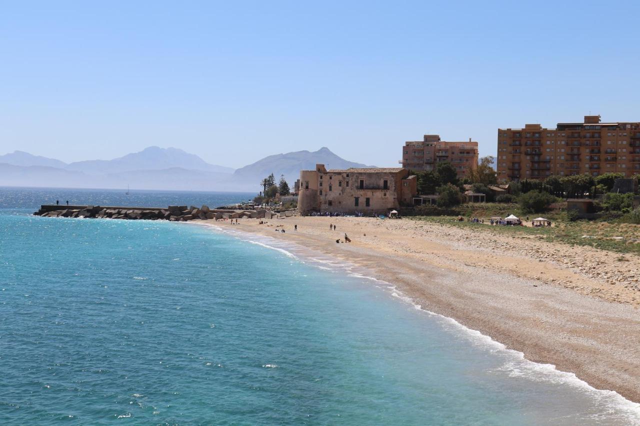 Appartement Casa De Paoli - Vista Mare Arenella, Palermo Con Parcheggio Privato Extérieur photo