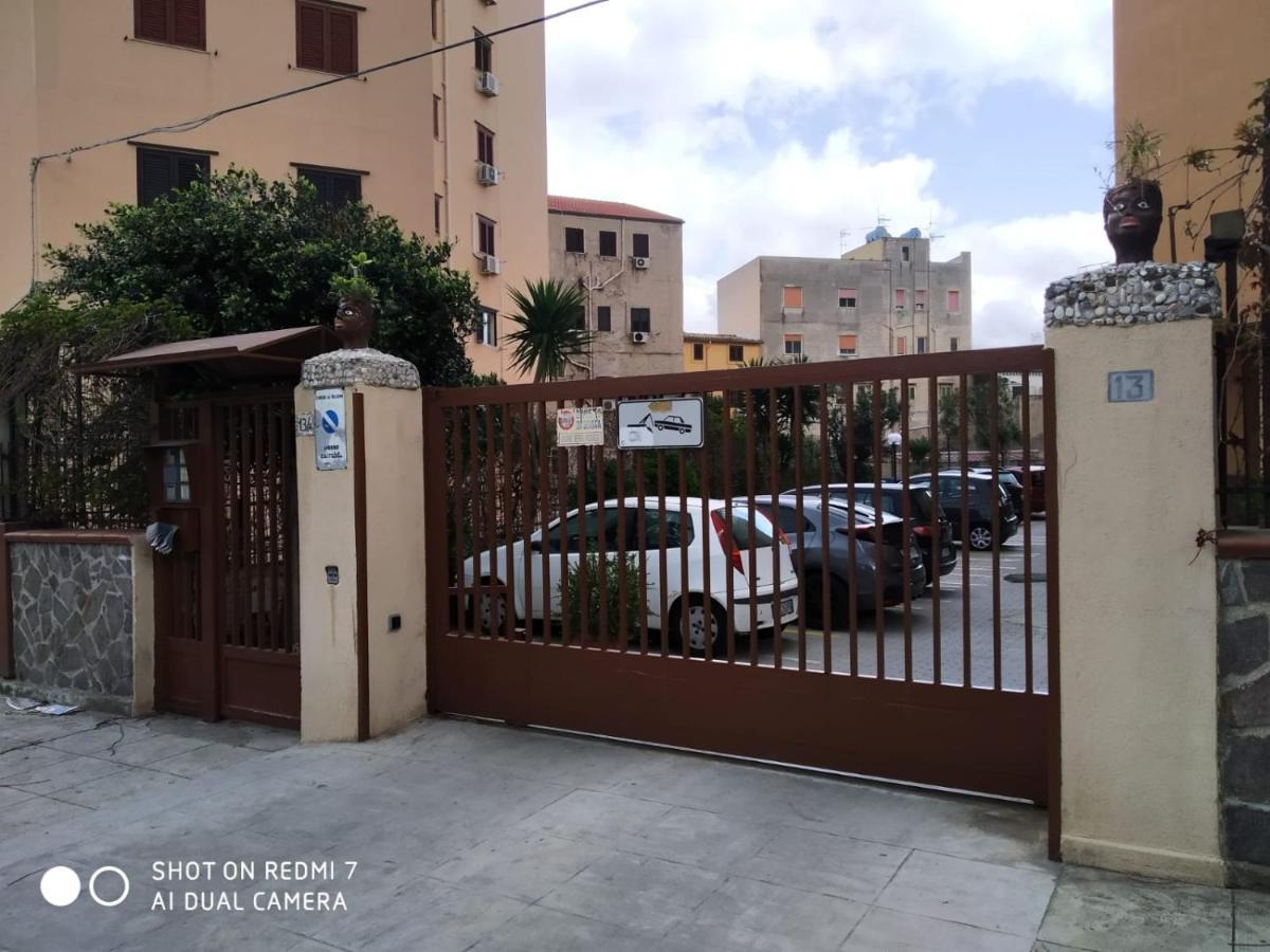 Appartement Casa De Paoli - Vista Mare Arenella, Palermo Con Parcheggio Privato Extérieur photo