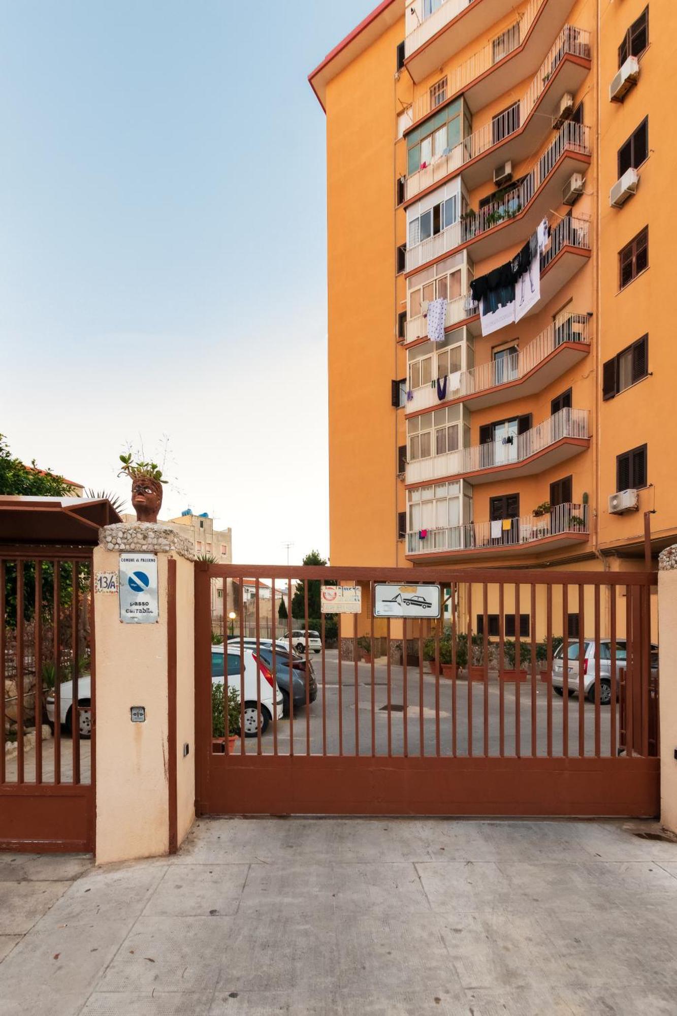 Appartement Casa De Paoli - Vista Mare Arenella, Palermo Con Parcheggio Privato Extérieur photo